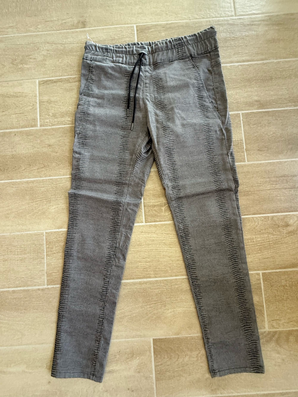 Bevy Flog Drawstring Jogger Snakeskin Pants